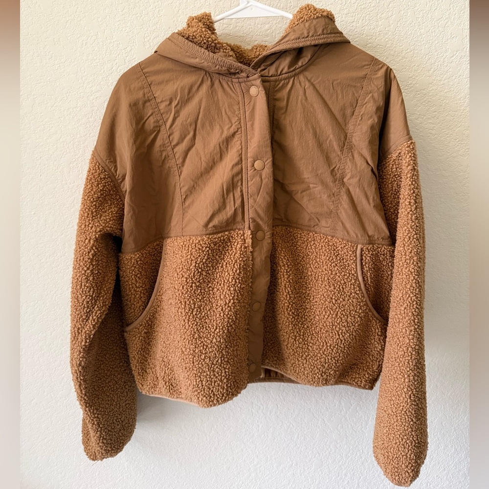 OFFLINE By Aerie Fluff Love Sherpa Jacket in Cedar Expedition (Tan)
